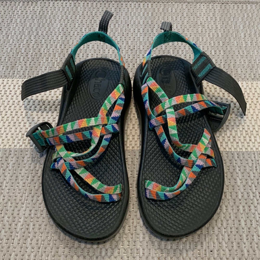 Kids Chaco Size 2 Sandals
